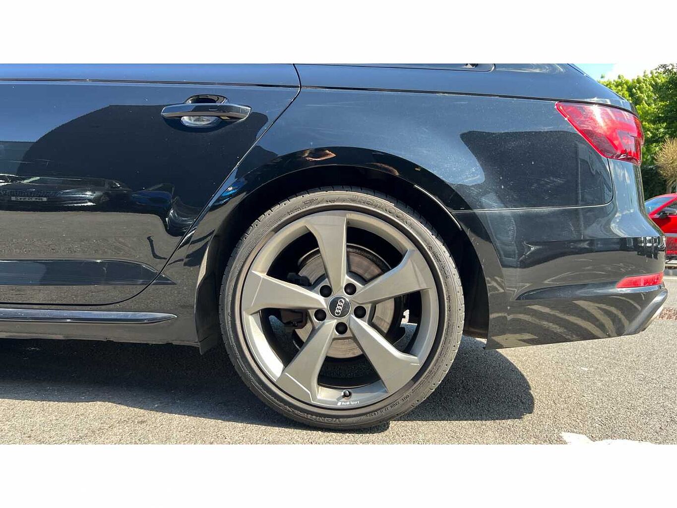 Audi A4 Avant A4 2.0 40 TFSI (190ps) Black Ed S Tronic Avant