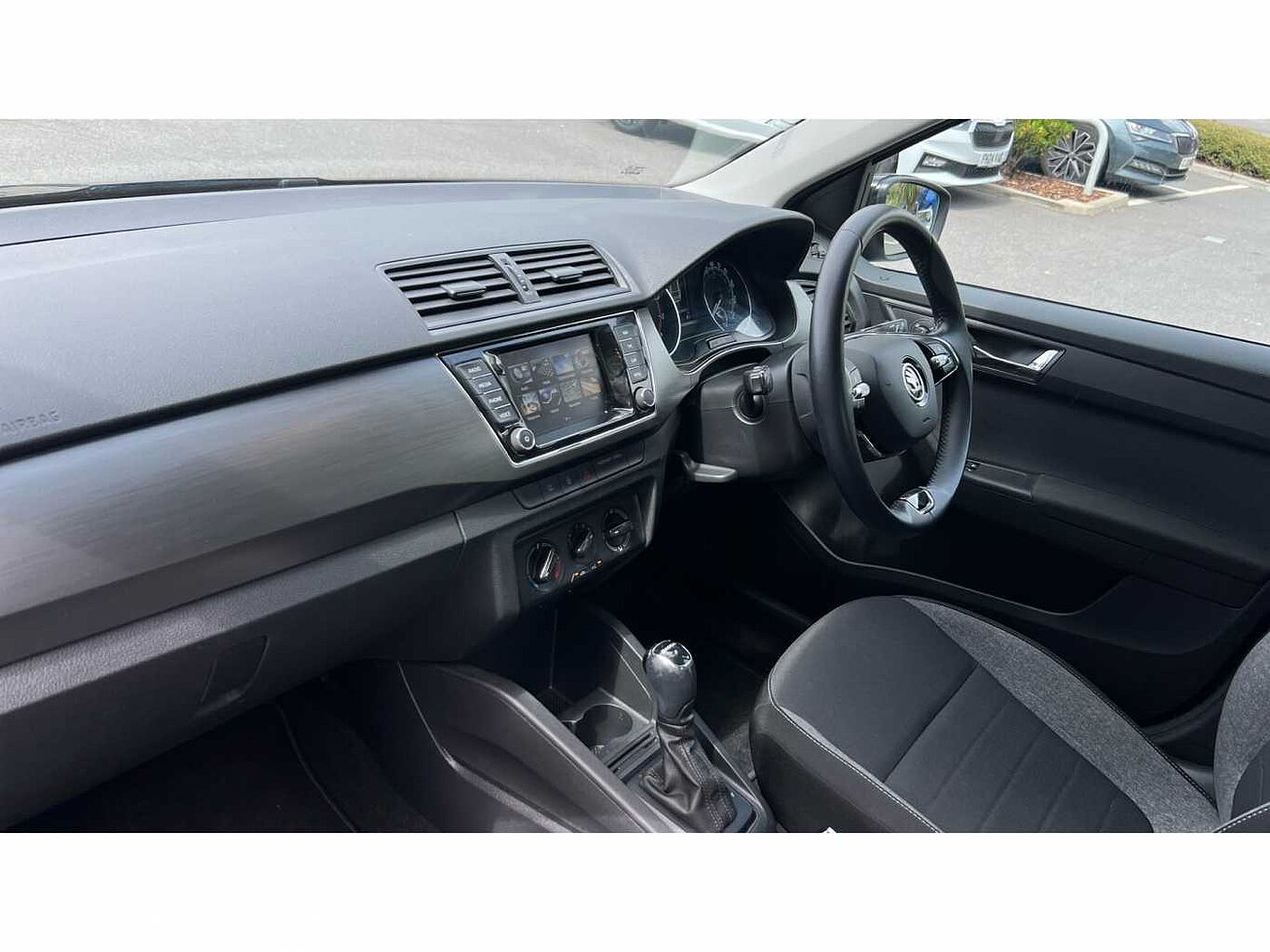 SKODA Fabia 1.0 TSI (95ps) SE Drive DSG 5-Dr Hatchback
