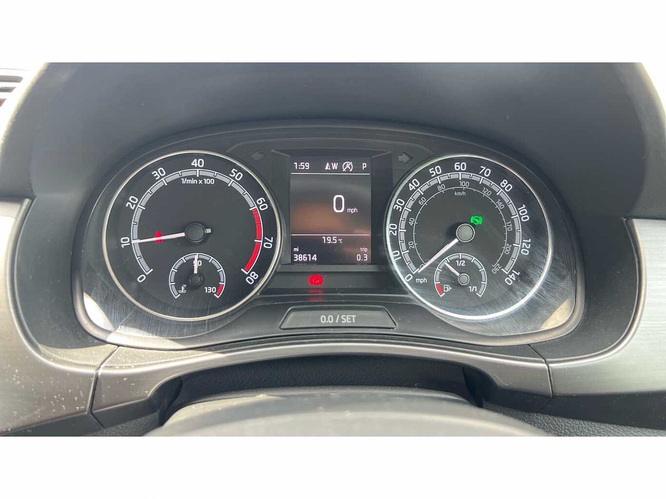 SKODA Fabia 1.0 TSI (95ps) SE Drive DSG 5-Dr Hatchback