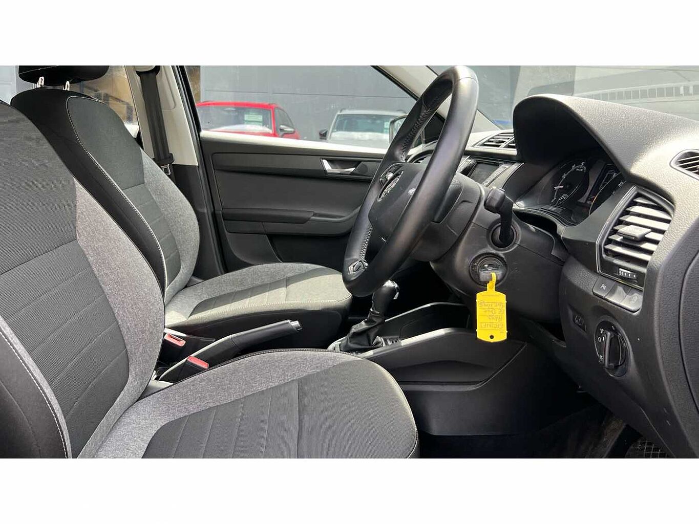 SKODA Fabia 1.0 TSI (95ps) SE Drive DSG 5-Dr Hatchback