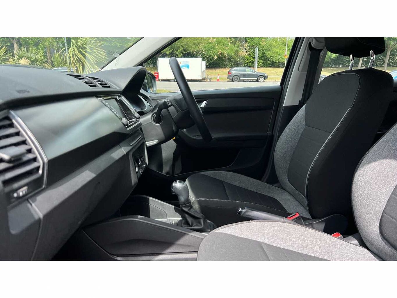 SKODA Fabia 1.0 TSI (95ps) SE Drive DSG 5-Dr Hatchback