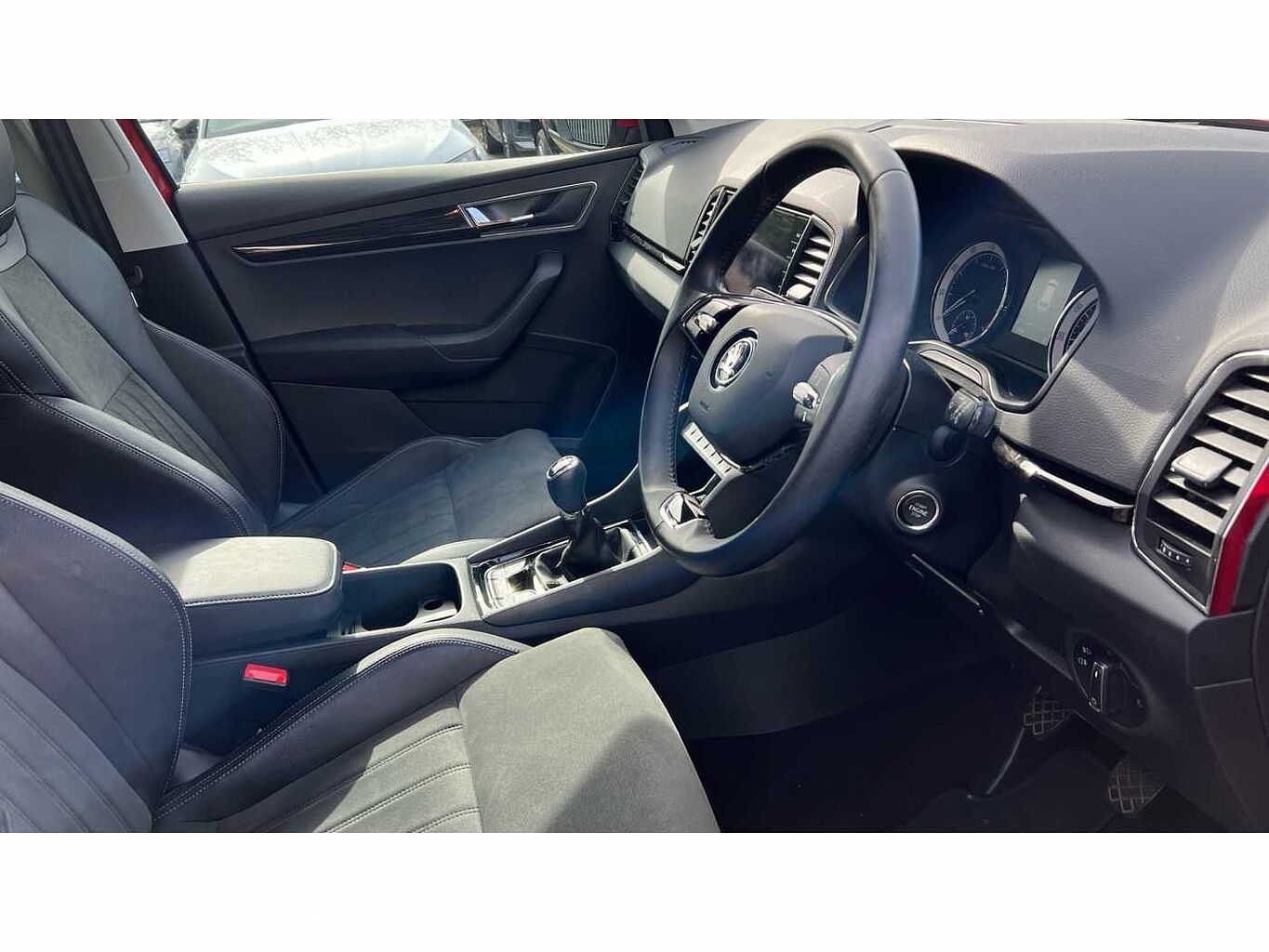 SKODA Karoq SUV 1.5 TSI (150ps) SE L ACT