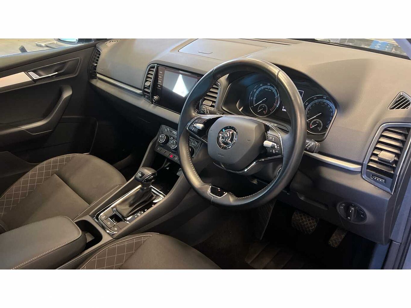 SKODA Karoq SUV 1.5 TSI (150ps) SE ACT DSG