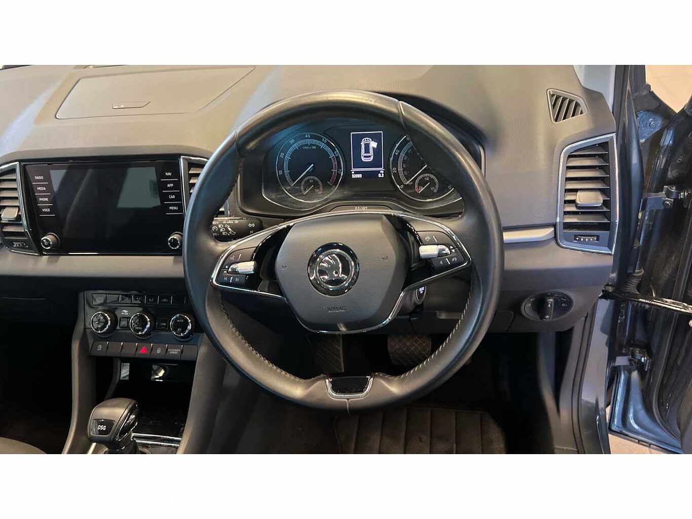 SKODA Karoq SUV 1.5 TSI (150ps) SE ACT DSG
