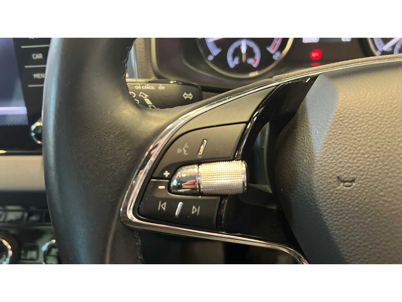 SKODA Karoq SUV 1.5 TSI (150ps) SE ACT DSG
