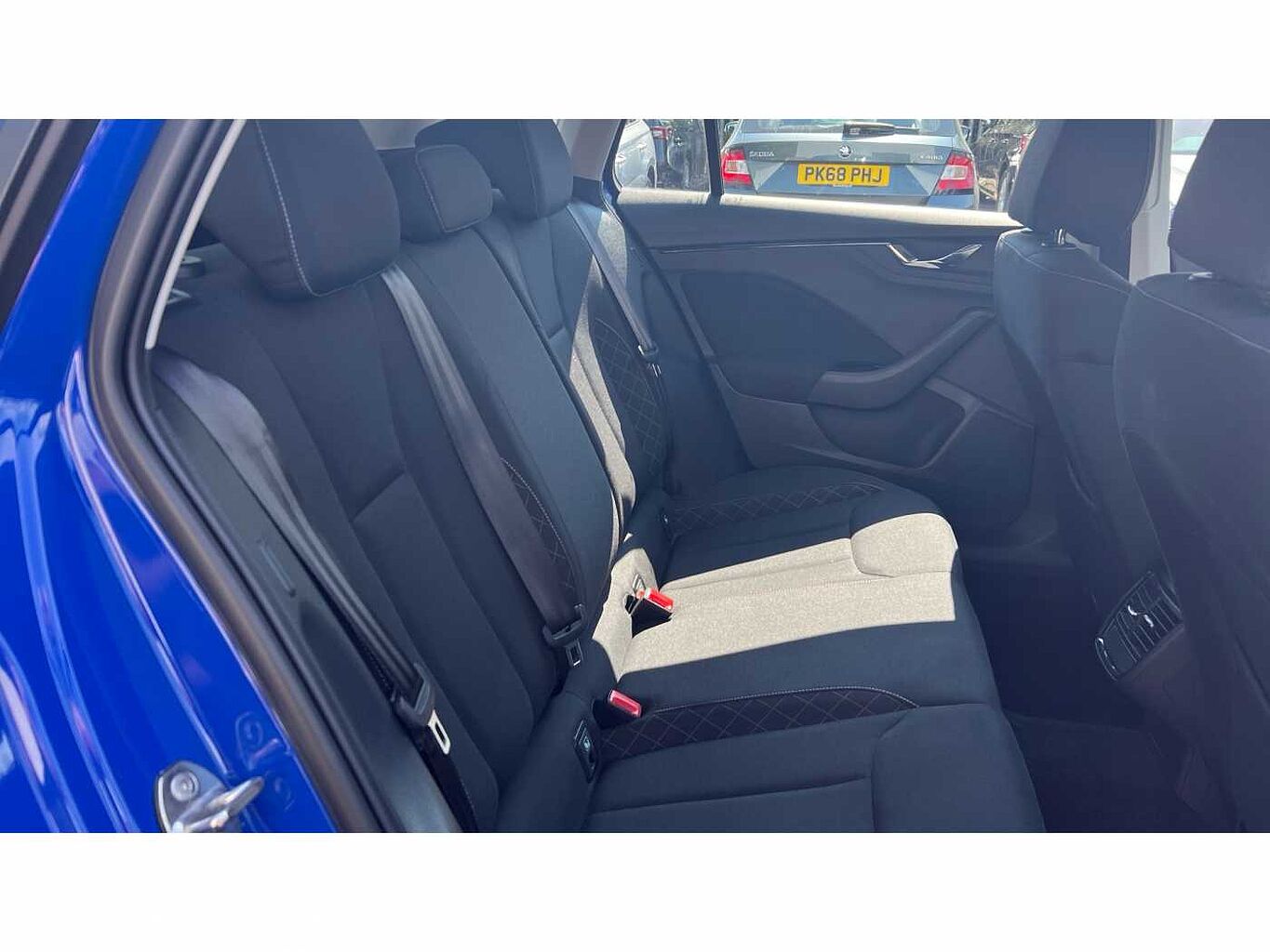 SKODA KAMIQ 1.0 TSI 110 SE 5dr DSG