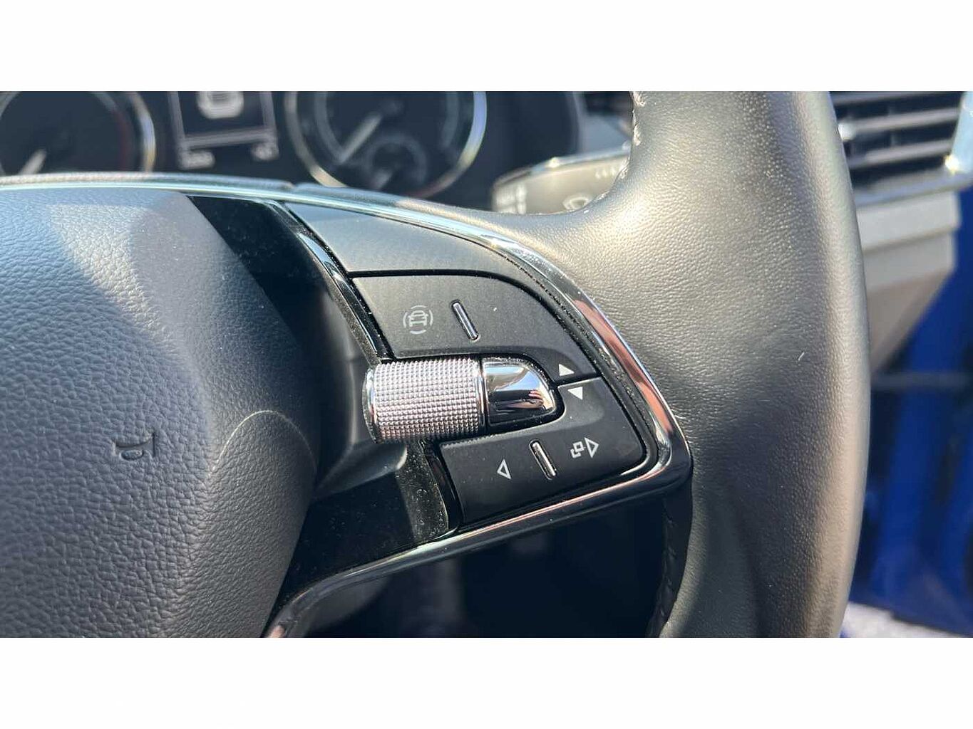 SKODA KAMIQ 1.0 TSI 110 SE 5dr DSG