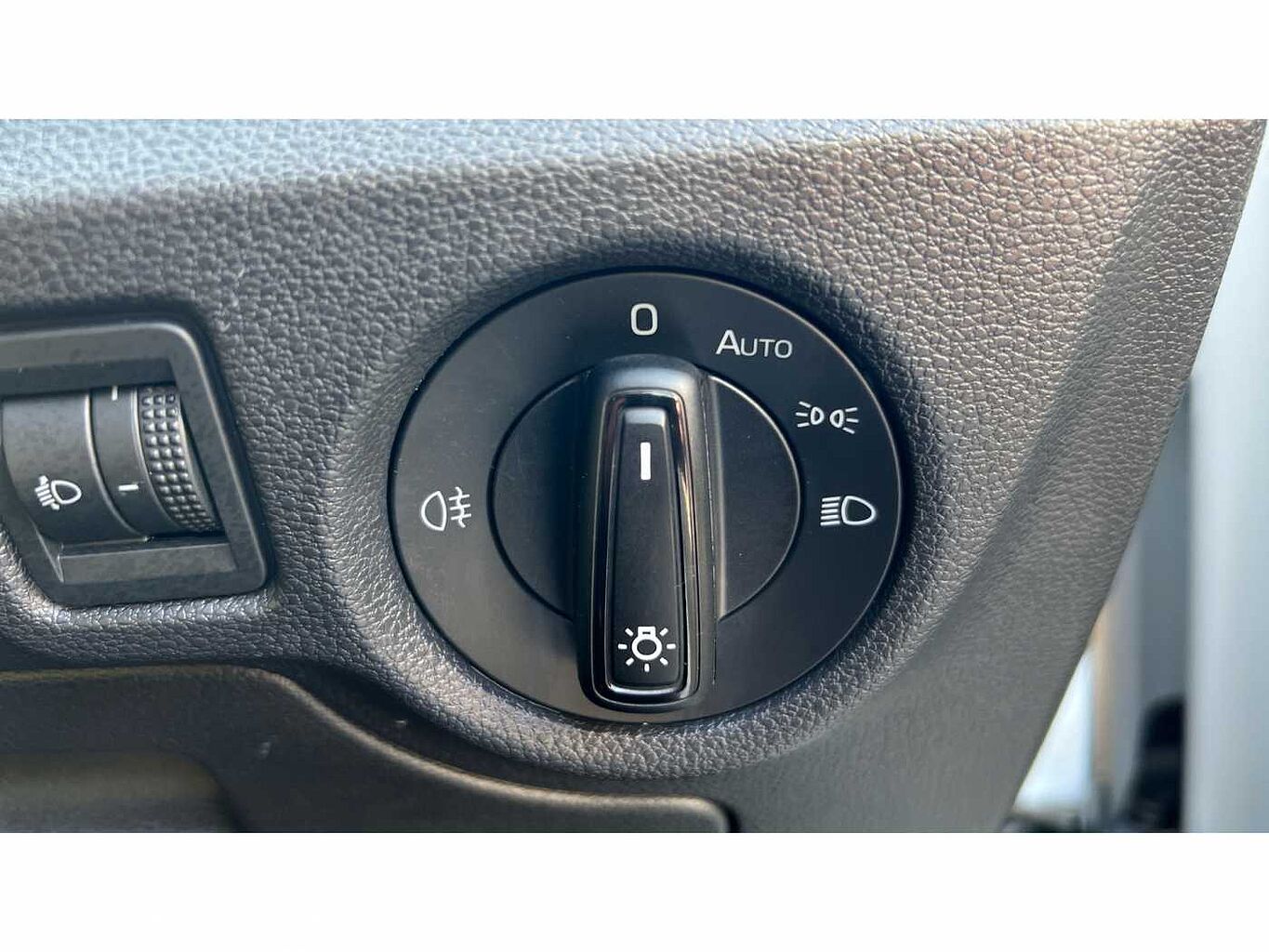 SKODA KAMIQ 1.0 TSI 110 SE 5dr