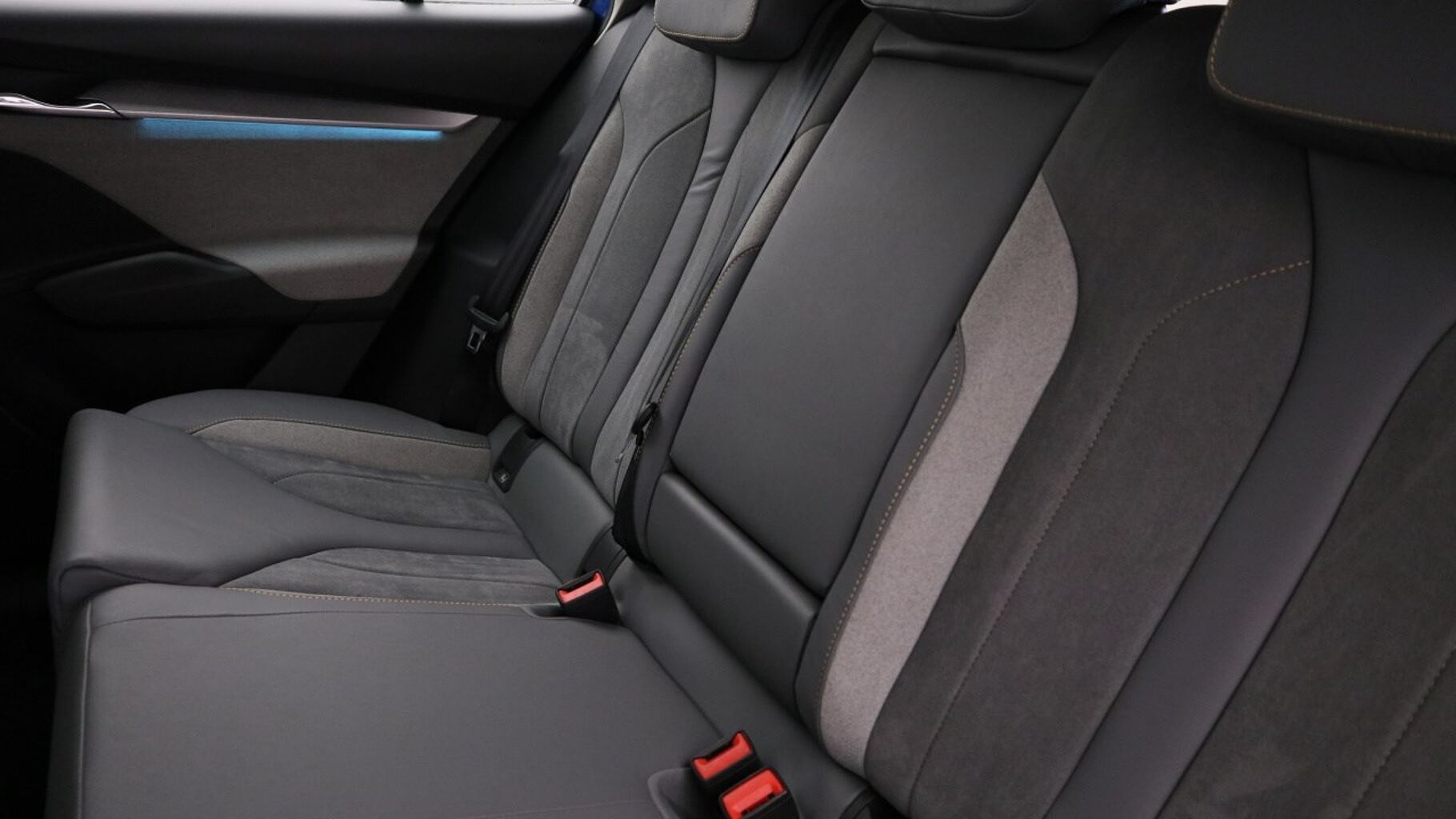 SKODA Enyaq iV 60 62kWh 132kW ecoSuite