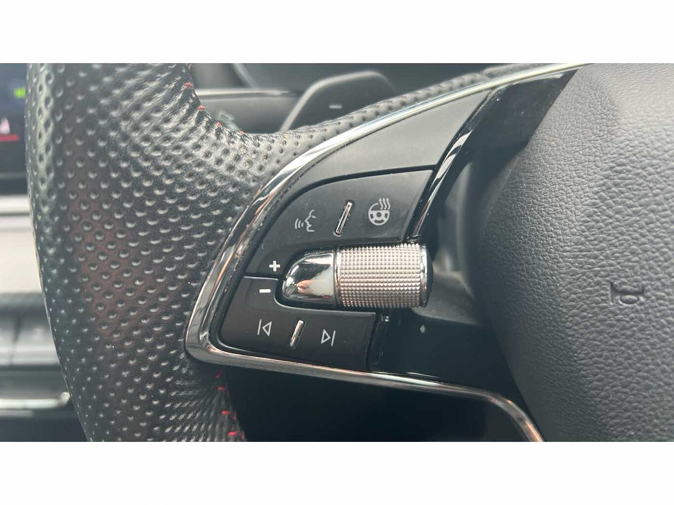SKODA Octavia vRS Estate 1.4 TSI (150ps) vRS iV DSG
