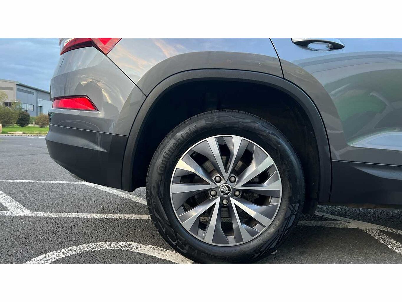 SKODA KODIAQ SE Drive (7 seats) 1.5 TSI 150 PS DSG