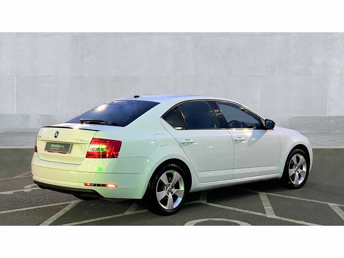 SKODA OCTAVIA Hatch SE Drive 1.5 TSI 150 PS DSG