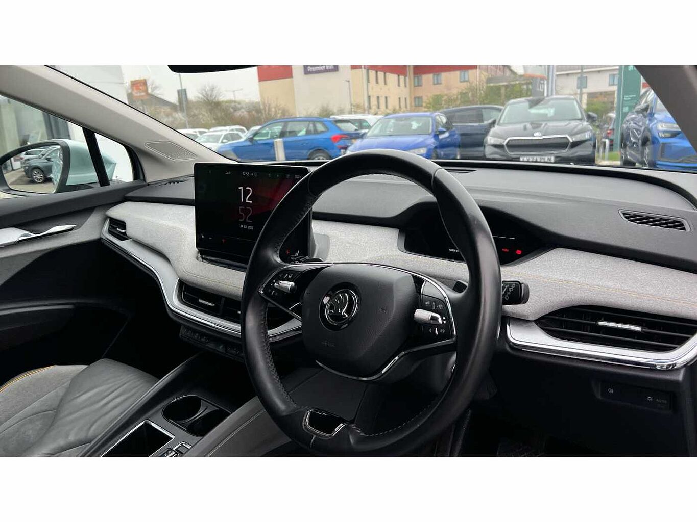 SKODA Enyaq iV 80 82 kWh 150 kW Lounge