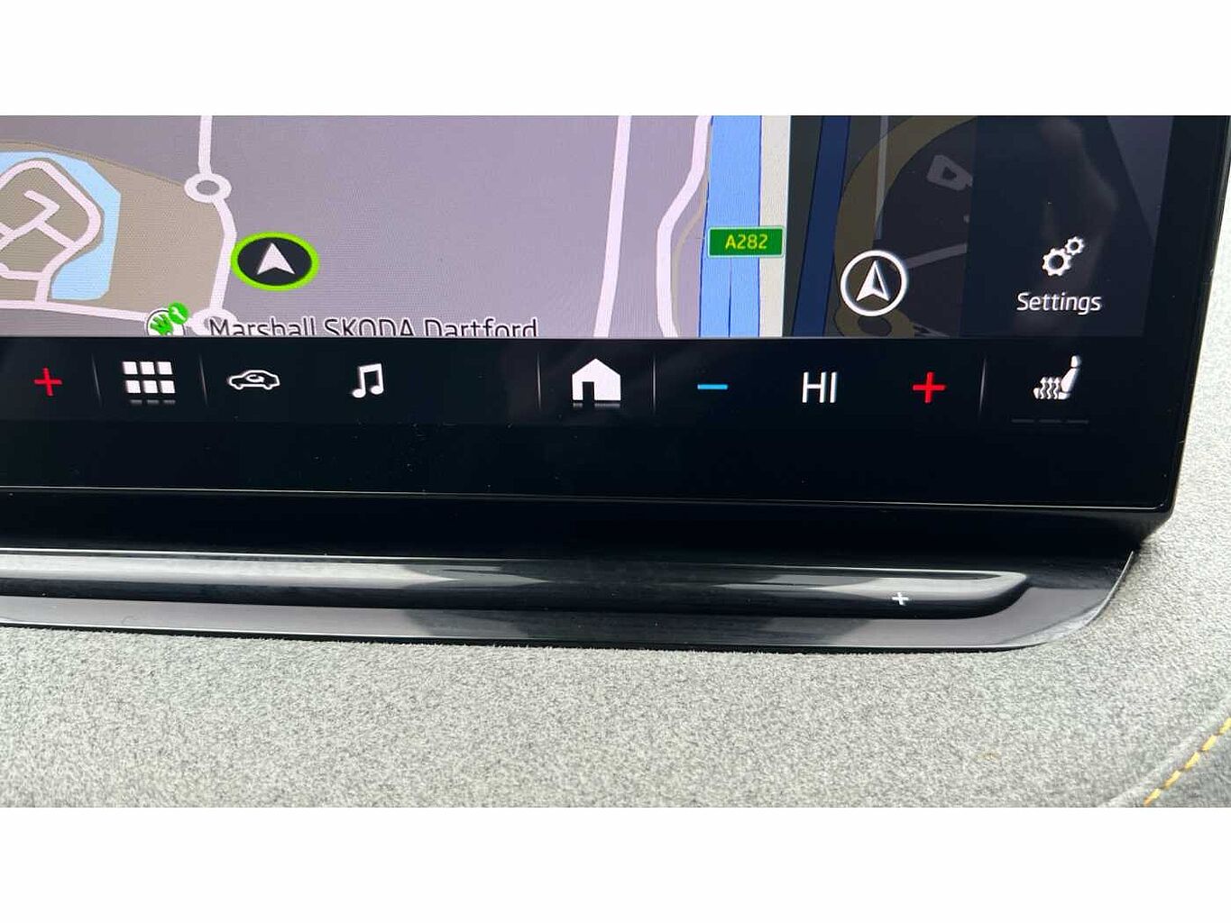 SKODA Enyaq iV 80 82 kWh 150 kW Lounge