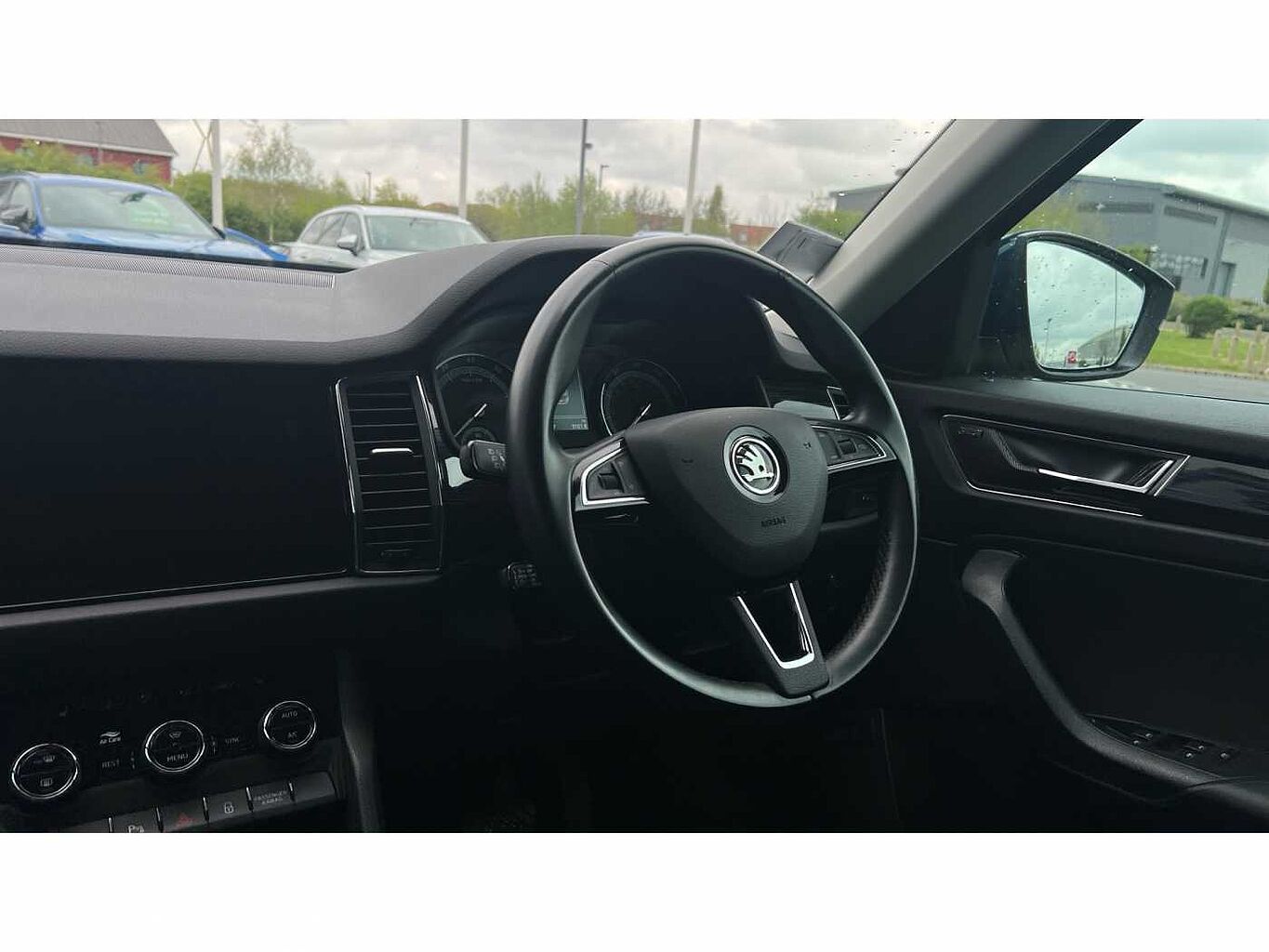 SKODA KODIAQ SE L (7 seats) 1.5 TSI 150 PS DSG