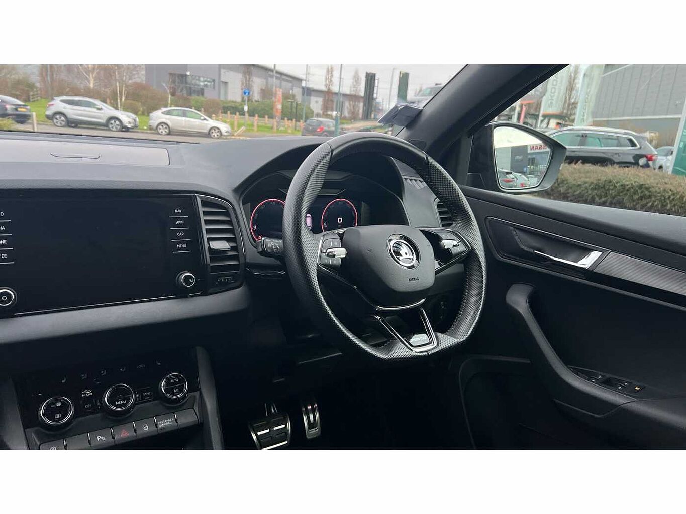 SKODA Karoq SUV 1.5 TSI (150ps) SportLine ACT DSG