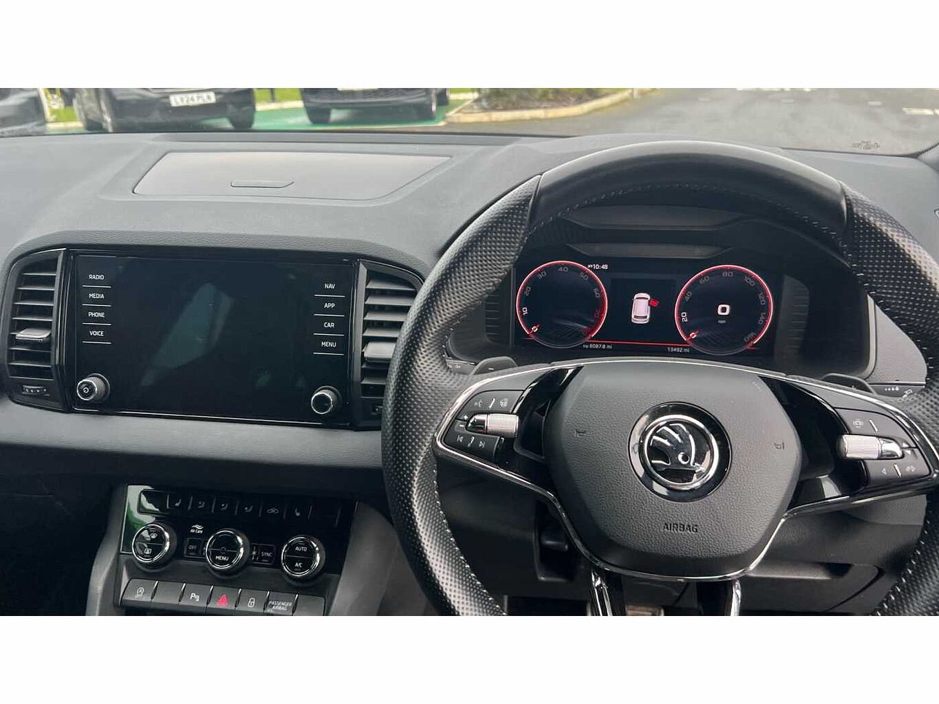 SKODA Karoq SUV 1.5 TSI (150ps) SportLine ACT DSG