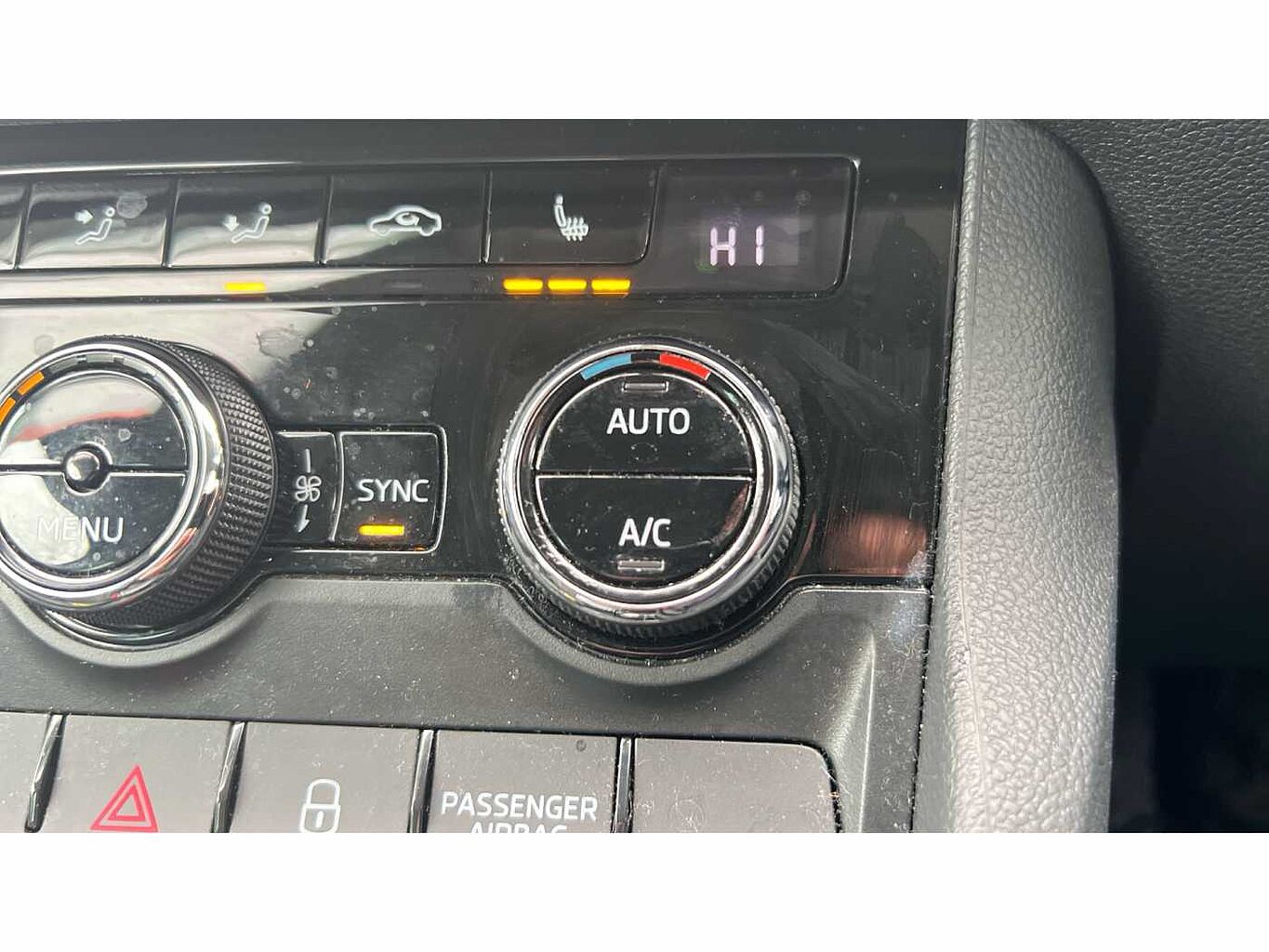 SKODA Karoq SUV 1.5 TSI (150ps) SE L ACT DSG