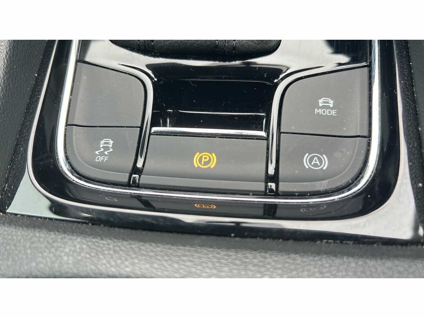SKODA Karoq SUV 1.5 TSI (150ps) SE L ACT DSG