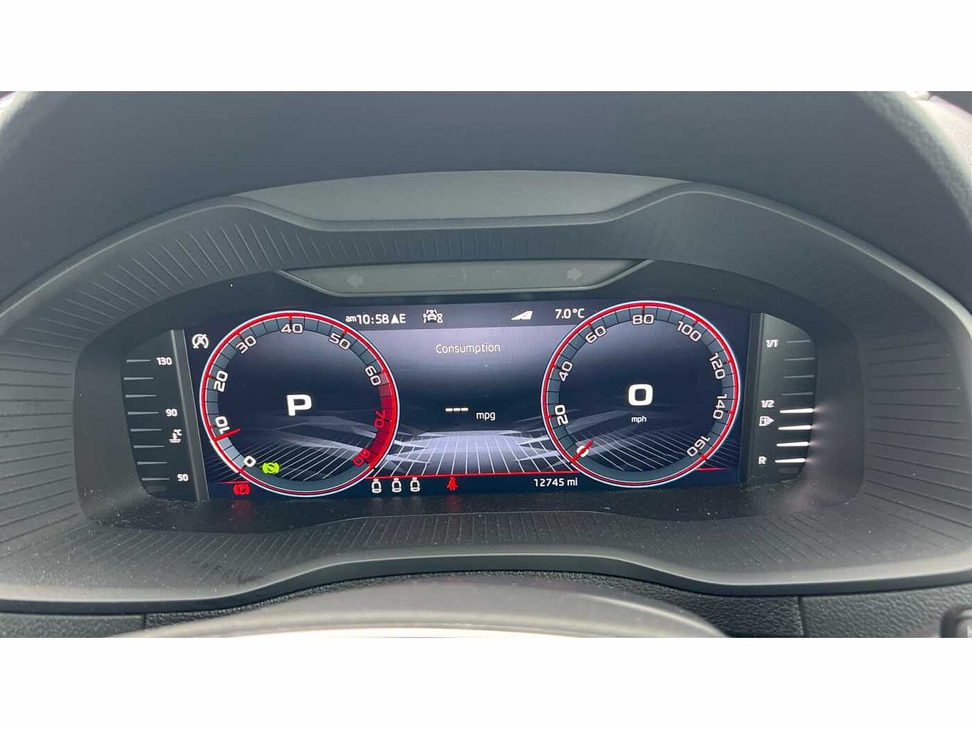 SKODA Karoq SUV 1.5 TSI (150ps) SportLine ACT DSG
