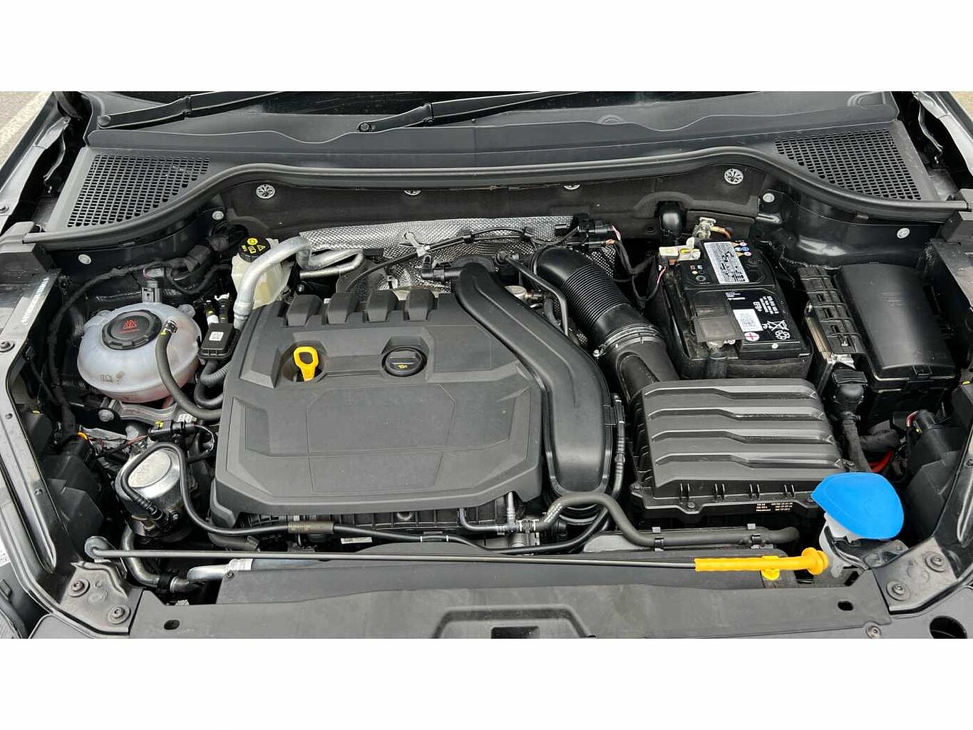 SKODA Karoq SUV 1.5 TSI (150ps) SportLine ACT