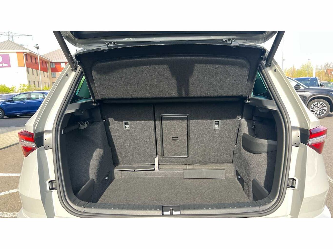 SKODA Karoq SUV 1.5 TSI (150ps) SportLine ACT