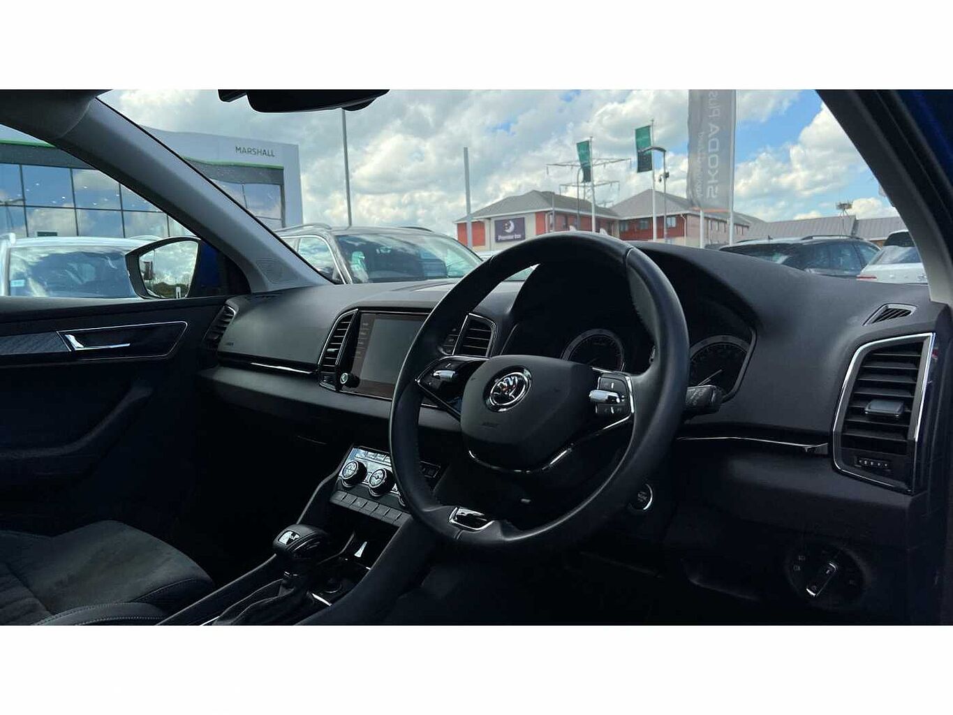 SKODA Karoq SUV 1.5 TSI (150ps) SE L ACT DSG