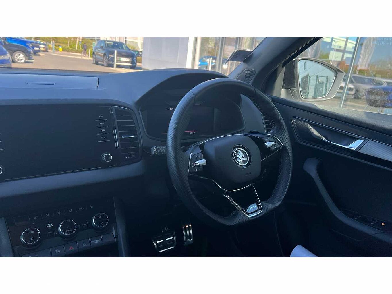 SKODA KAROQ SportLine 1.5 TSI 150 PS DSG