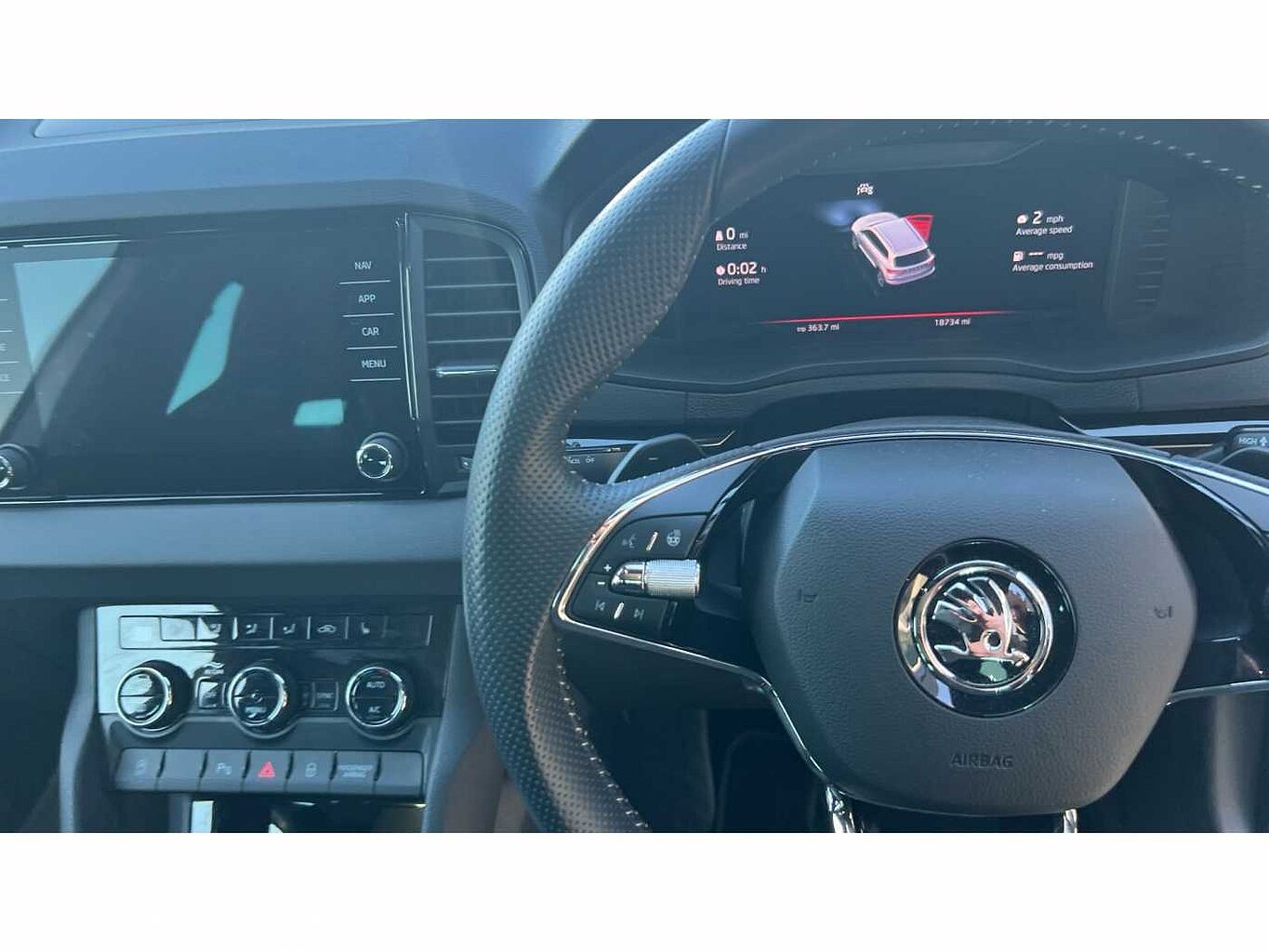 SKODA KAROQ SportLine 1.5 TSI 150 PS DSG