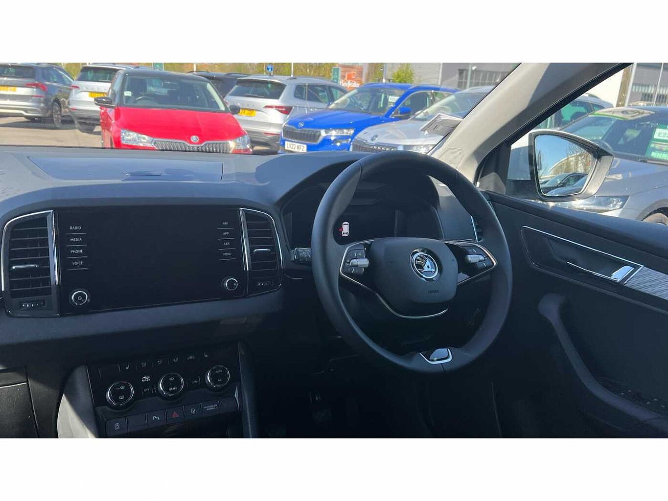 SKODA KAROQ SE L 1.0 TSI 116 PS 6G Man
