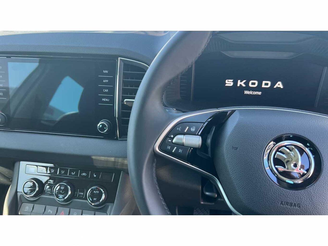 SKODA KAROQ SE L 1.0 TSI 116 PS 6G Man