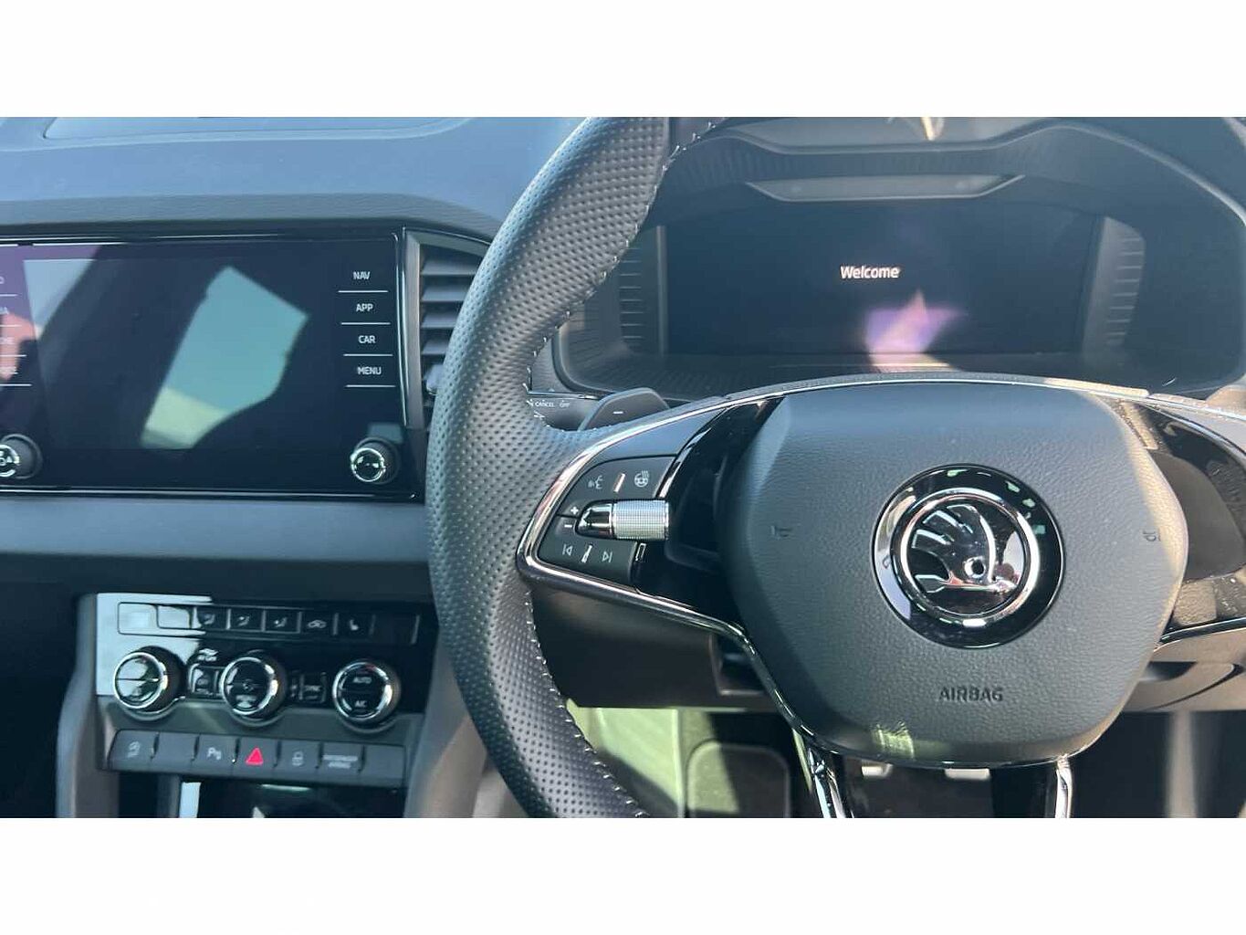 SKODA Karoq SUV 1.5 TSI (150ps) SportLine ACT