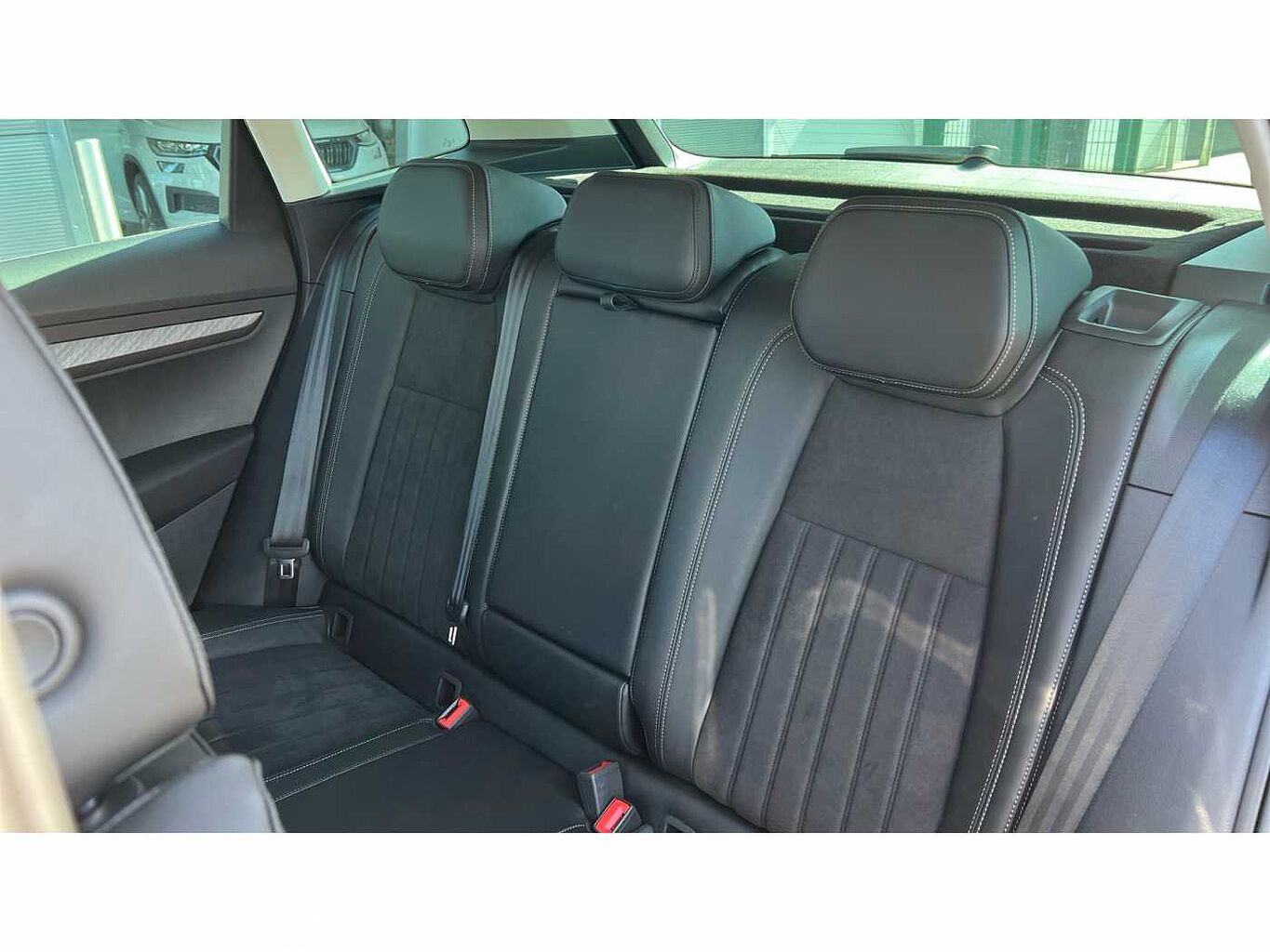 SKODA KAROQ 1.5 TSI SE L 5dr