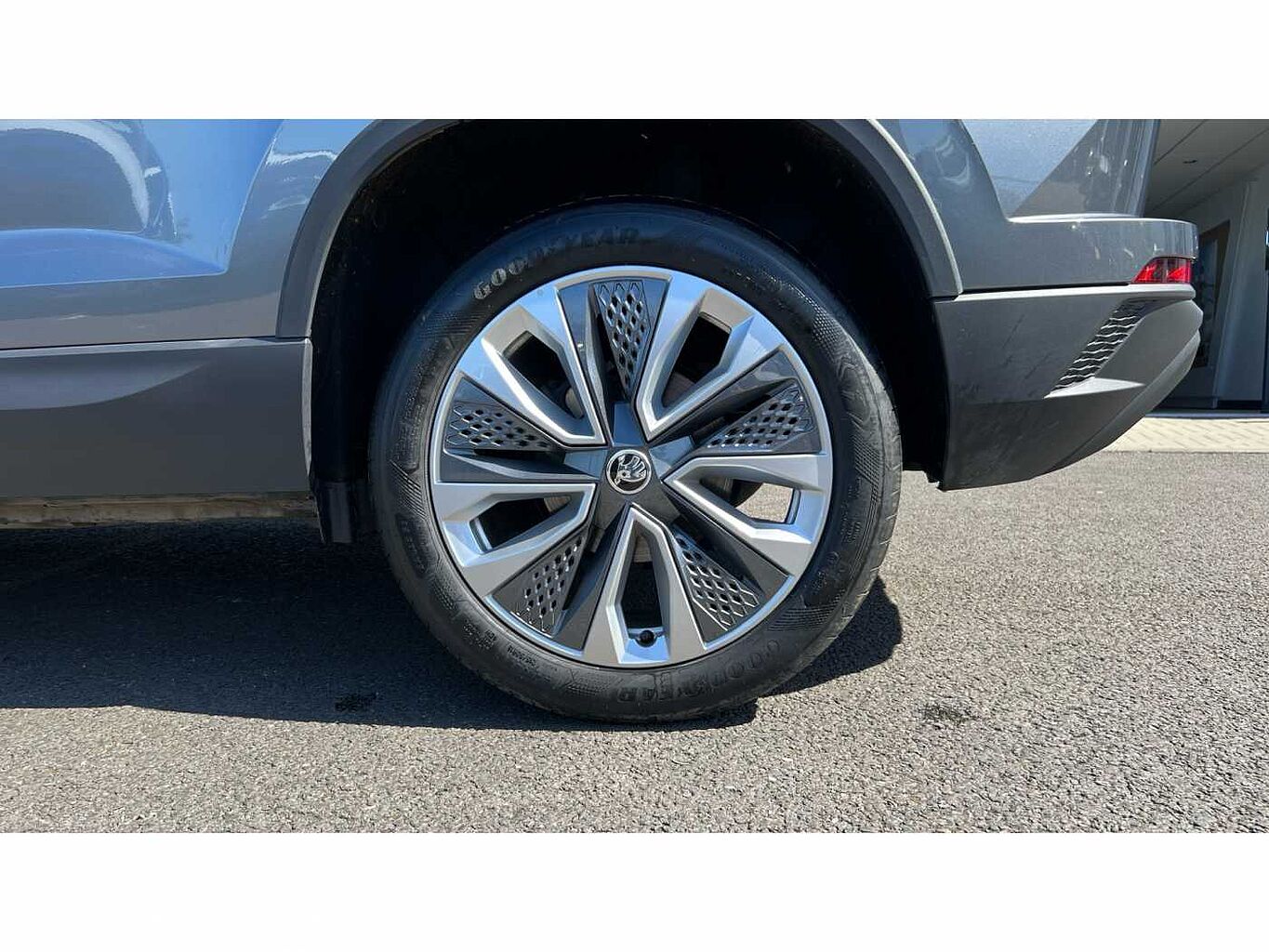 SKODA KAROQ 1.5 TSI SE L 5dr