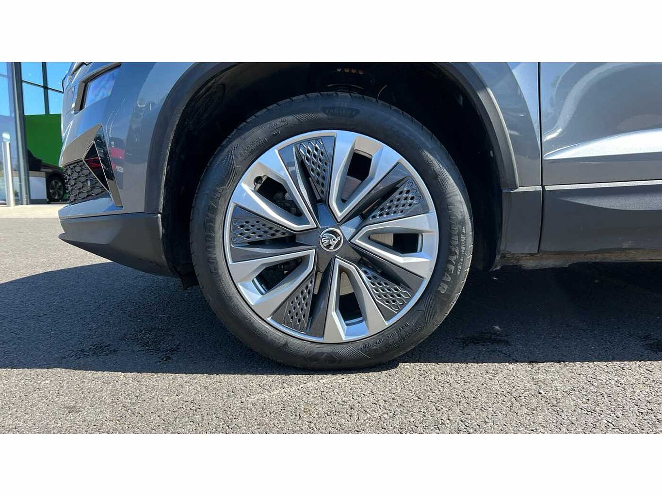 SKODA KAROQ 1.5 TSI SE L 5dr