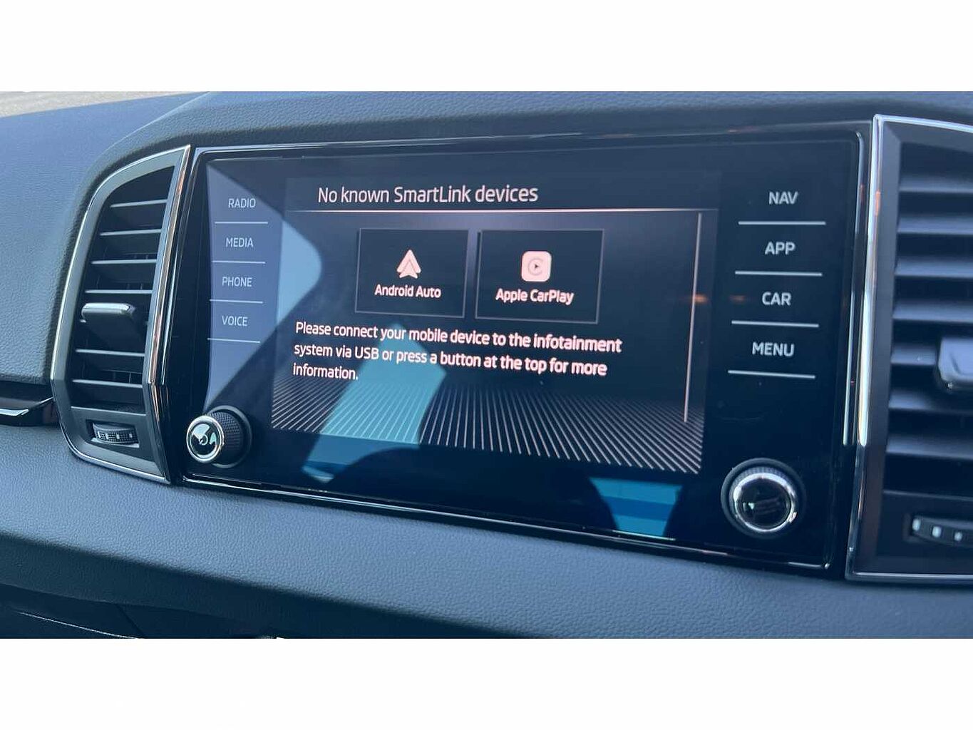 SKODA KAROQ 1.5 TSI SE L 5dr