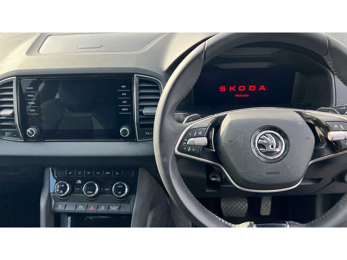 SKODA Karoq SUV 1.5 TSI (150ps) SE L ACT DSG